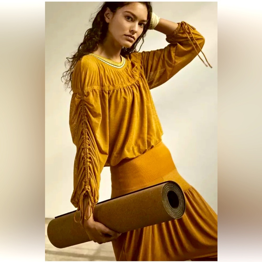 FP🌿MOVEMENT Sun Blissed Top / Gold